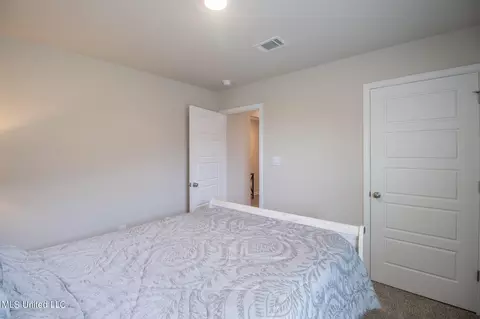 Bedroom - 1023 Enclave Cir, Long Beach, MS 39560 photo 4 of 4