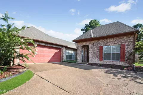 123 Deer Creek Cv, Madison, MS 39110