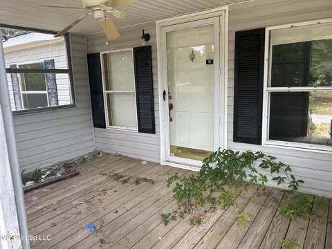 18724 Reese Dr, Saucier, MS 39574 photo 8