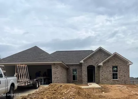 214 Hemingway Cir, Canton, MS 39046