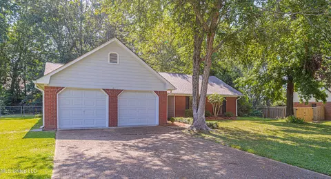 Exterior - 290 Timberline Dr, Madison, MS 39110 photo 1 of 7