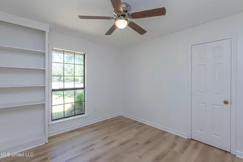 Bedroom - 290 Timberline Dr, Madison, MS 39110 photo 2 of 5