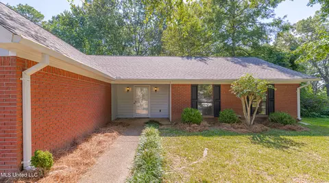 Exterior - 290 Timberline Dr, Madison, MS 39110 photo 2 of 7
