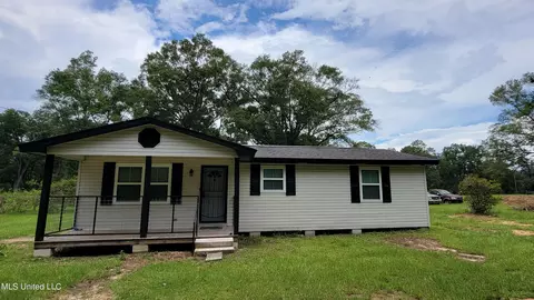 15301 Cable Bridge Rd, Gulfport, MS 39503