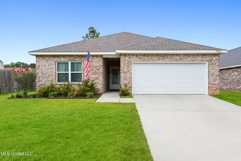 746 Waters View Dr, Biloxi, MS 39532