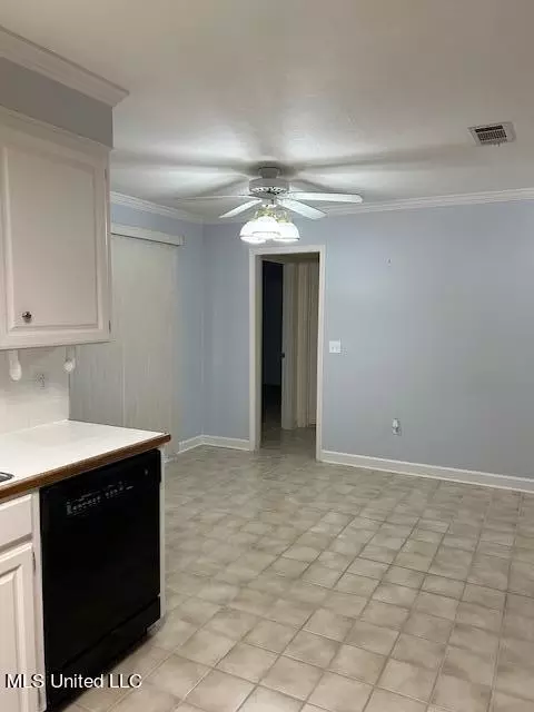 5458 River Thames Rd, Jackson, MS 39211 photo 10