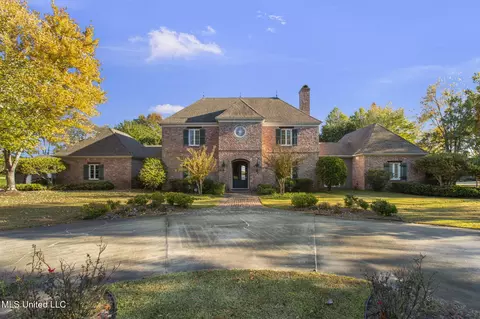 106 Cove Ln, Madison, MS 39110
