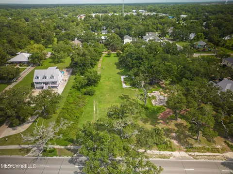 936 E Beach Blvd, Long Beach, MS 39560 photo 5