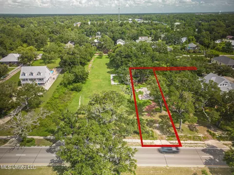 936 E Beach Blvd, Long Beach, MS 39560 photo 3