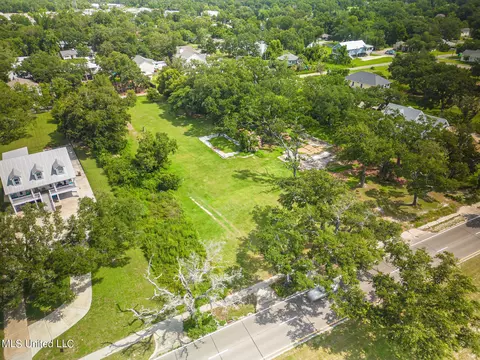 936 E Beach Blvd, Long Beach, MS 39560 photo 6