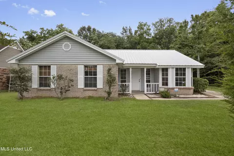 7824 W Diane Dr, Biloxi, MS 39532
