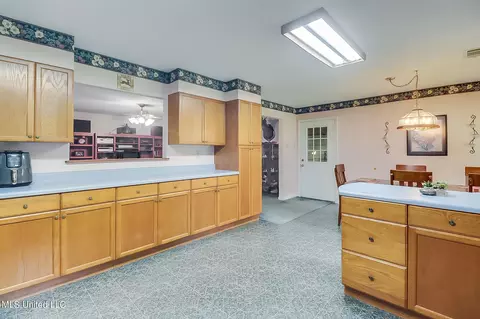 316 New Hope Rd, Wiggins, MS 39577 photo 4