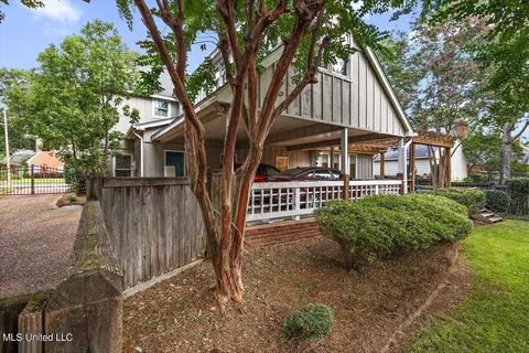 Exterior - 45 Moss Forest Cir, Jackson, MS 39211 photo 5 of 7