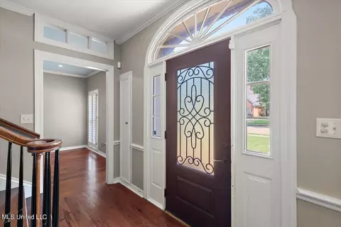 Entry Way - 45 Moss Forest Cir, Jackson, MS 39211 photo 2 of 4