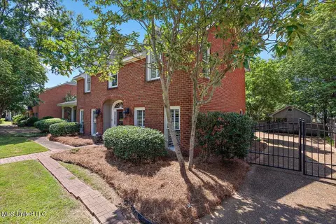 Exterior - 45 Moss Forest Cir, Jackson, MS 39211 photo 2 of 7