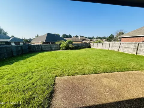 Exterior - 420 Spring Hill Pt, Brandon, MS 39047 photo 2 of 2