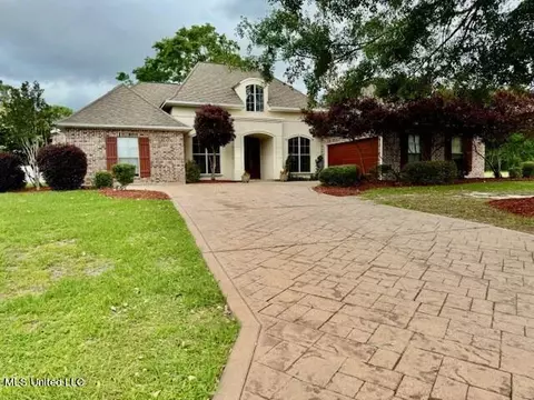 402 Hood Pt, Picayune, MS 39466