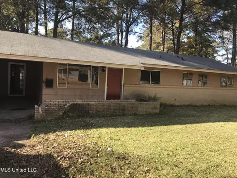 3139 Charleston Dr, Jackson, MS 39212