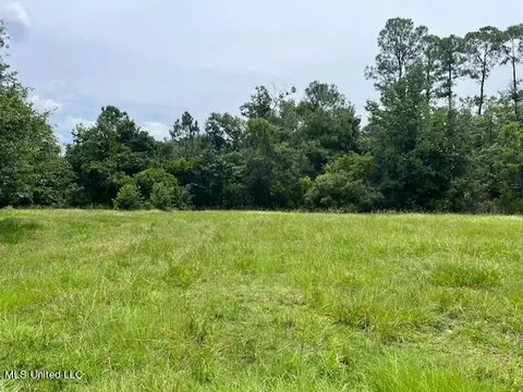 Belle Vue Road, D'iberville, MS 39540