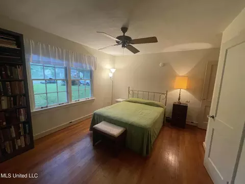 Bedroom - 208 S Park Dr, Jackson, MS 39211 photo 1 of 6
