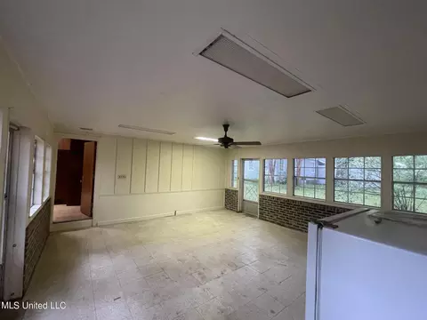 Other - 208 S Park Dr, Jackson, MS 39211 photo 10 of 12