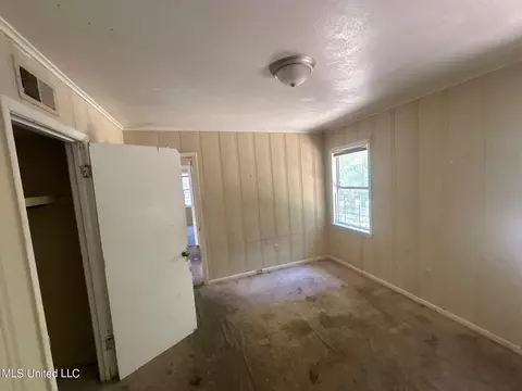 Bedroom - 5226 Andover Dr, Jackson, MS 39209 photo 5 of 5