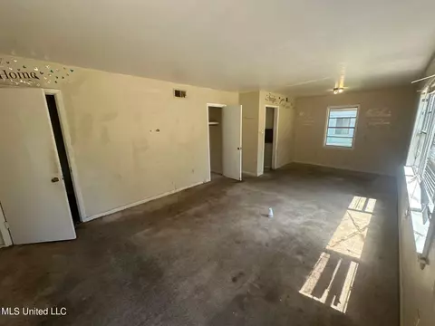 Bedroom - 5226 Andover Dr, Jackson, MS 39209 photo 1 of 5