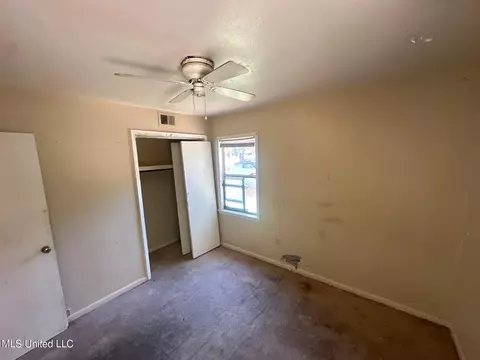 Bedroom - 5226 Andover Dr, Jackson, MS 39209 photo 4 of 5