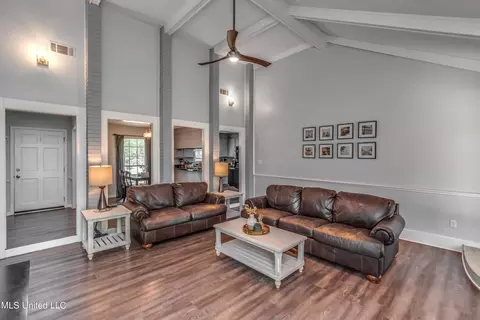 322 Coventry Ct, Brandon, MS 39047 photo 7
