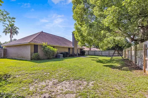 105 Mcguire Dr, Long Beach, MS 39560 photo 19