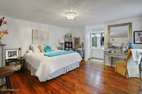 Bedroom - 20 Stonegate Dr, Brandon, MS 39042 photo 1 of 5