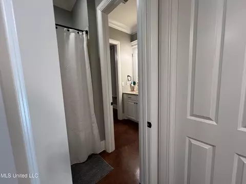 Entry Way - 261 Salem-cato Rd, Brandon, MS 39042 photo 6 of 17