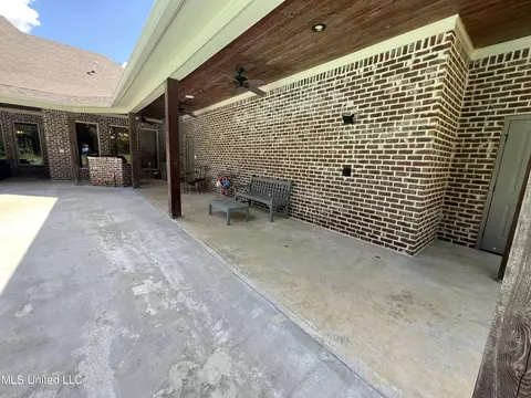 Exterior - 261 Salem-cato Rd, Brandon, MS 39042 photo 15 of 27