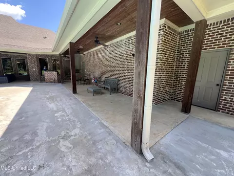 Exterior - 261 Salem-cato Rd, Brandon, MS 39042 photo 16 of 27