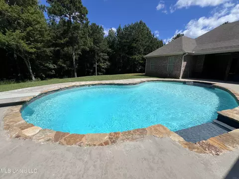 Exterior - 261 Salem-cato Rd, Brandon, MS 39042 photo 13 of 27