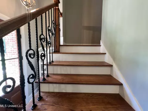 Entry Way - 261 Salem-cato Rd, Brandon, MS 39042 photo 14 of 17