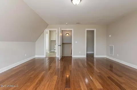 505 Westbridge Cv, Byram, MS 39272 photo 5