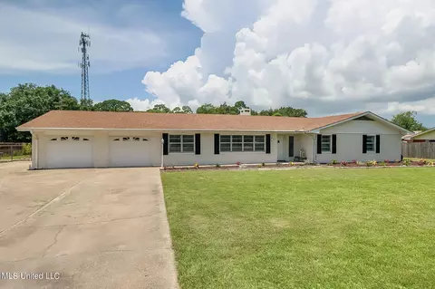 405 N Seal Ave, Long Beach, MS 39560