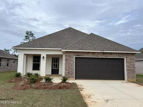 15356 High Point Dr, Gulfport, MS 39503