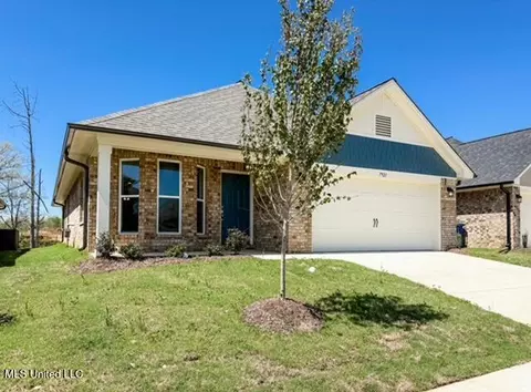 7921 Gardendale Dr, Olive Branch, MS 38654