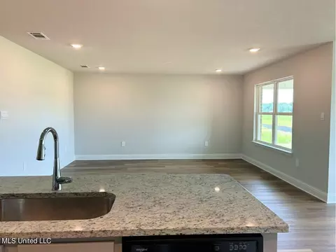 Living - 177 Mill Ct, Lucedale, MS 39452 photo 1 of 5