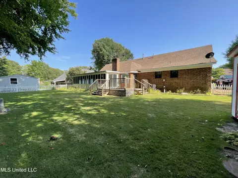 Exterior - 4016 Los Padres Dr, Nesbit, MS 38651 photo 6 of 6