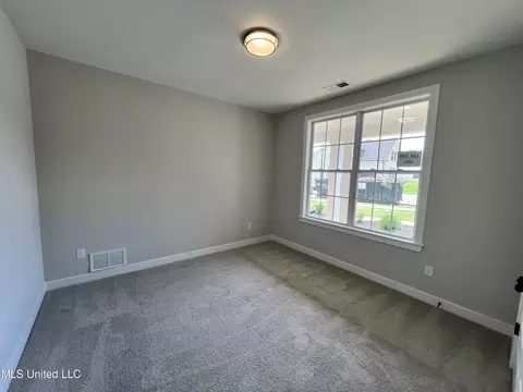Bedroom - 6790 Sunrise Loop E, Olive Branch, MS 38654 photo 2 of 5
