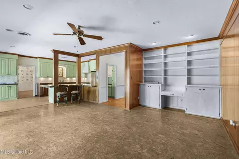 Living - 4675 Katherine Blvd, Jackson, MS 39211 photo 1 of 4