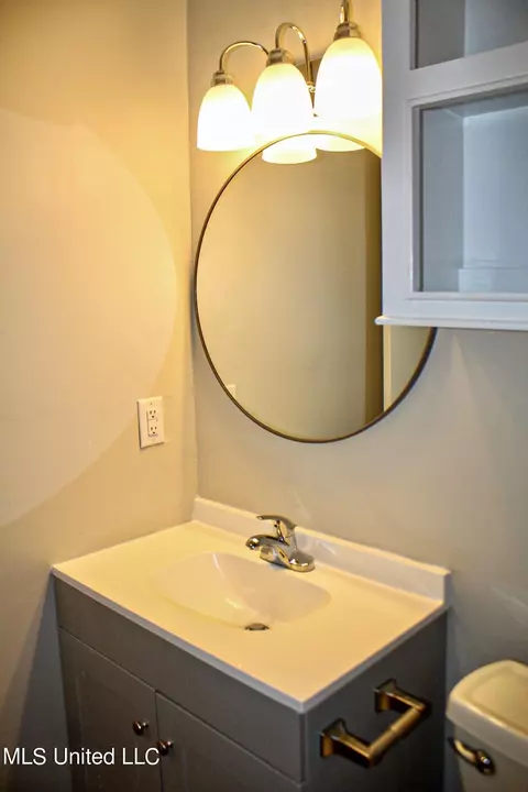 2424 Utah St, Jackson, MS 39213 photo 6