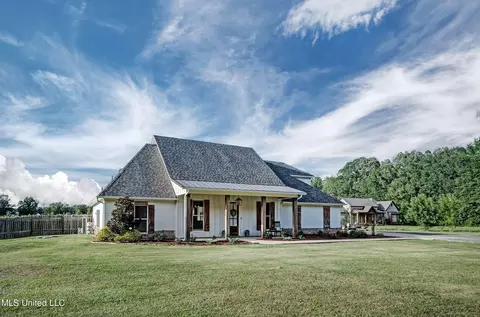 1269 Holly Bush Rd, Brandon, MS 39047