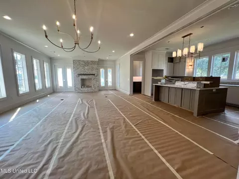 Living - 126 Colony Way, Brandon, MS 39047 photo 1 of 2