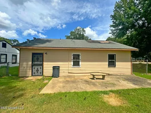207 Lindsey Dr, Jackson, MS 39209 photo 10