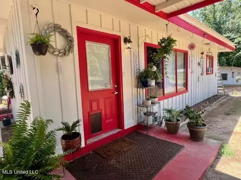 480 Cr 240, Oakland, MS 38948