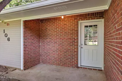 Other - 106 Sara Dr, Brandon, MS 39042 photo 1 of 7